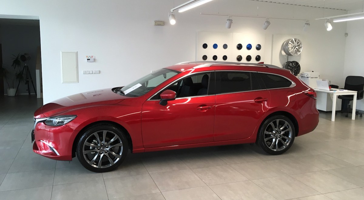 Nová Mazda6 v autosaloně