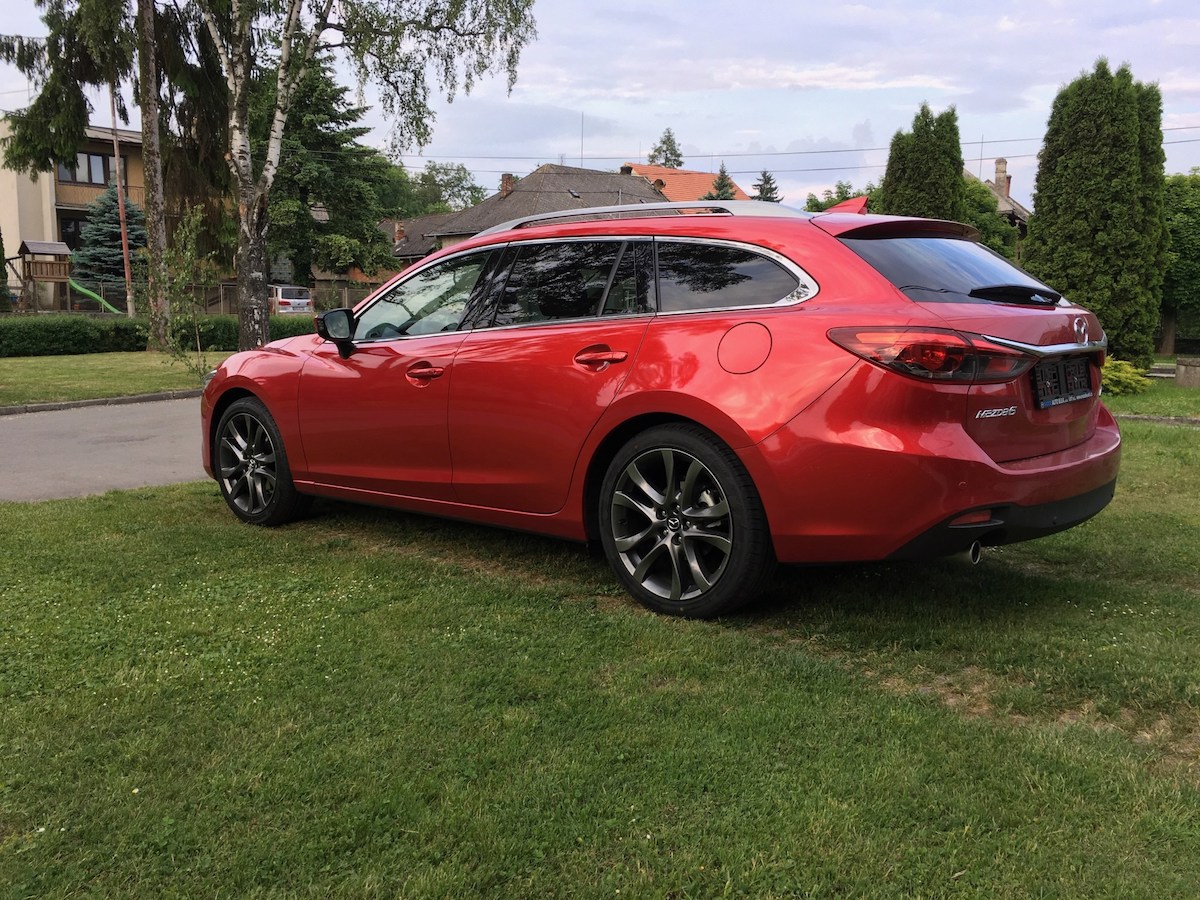 Mazda6 zezadu